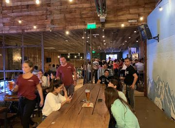 argentina/andean-northwest/bar/cerveza-patagonia-refugio-salta