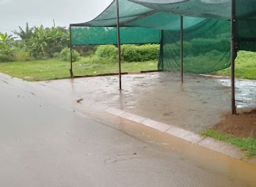 eswatini/tshaneni-border-post/bar/esbhobheni-tavern