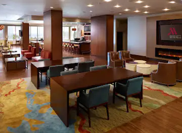 Great Room Lobby Bar (Niagara Falls Marriott on the Falls)
