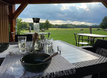 hungary/orseg/bar/kiscsupor-lakasetterem