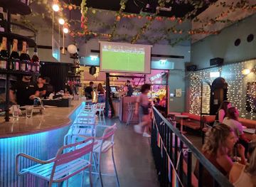 israel/kfar-saba/bar/dr-gonzo