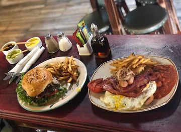 peru/lares-trek/bar/paddy-s-irish-pub