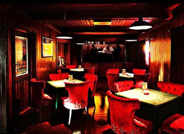 nevada/valley-of-fire-state-park/bar/capo-s-restaurant-and-speakeasy