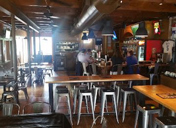 kansas/kansas-city/westport/bar/levee-bar-grill