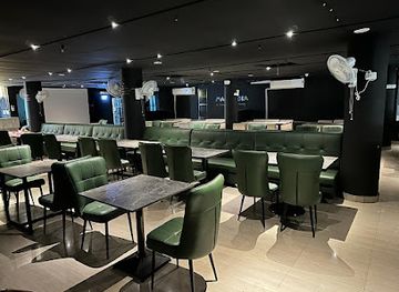 india/hyderabad/hussain-sagar/bar/madhuloka-bar-restaurant