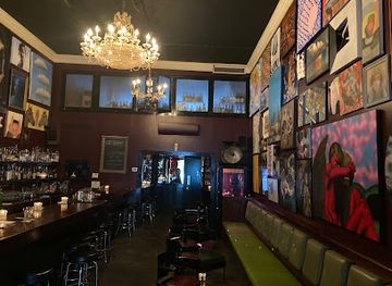 washington/san-juan-islands/bar/the-hideout