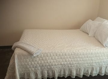 zambia/south-luangwa-national-park/bar/blue-waxbill-lodge