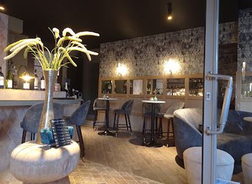 belgium/west-flanders/bar/living