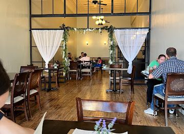 missouri/pomme-de-terre-lake/bar/basil-bourbon