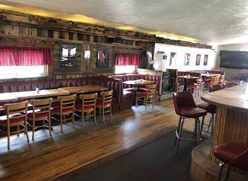 wyoming/snowy-range/bar/bear-bottom-bar-and-grill