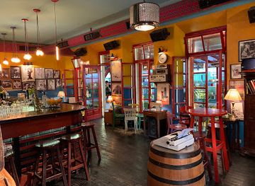 albania/patos/bar/radio-bar-tirana