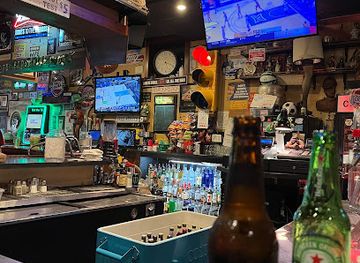 west-virginia/huntington/bar/inn-between-bar-grill