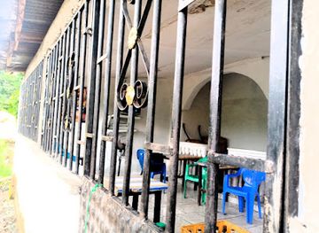 cameroon/tiko/bar/down-beach-bar