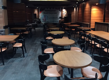 indonesia/papua/bar/stone-bar-lounge