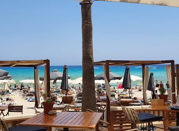 cyprus/makronissos-beach/bar/isola-beach-bar