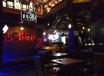 indonesia/yogyakarta/malioboro/bar/lucifer