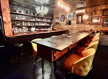 tennessee/franklin/bar/amendment-xviii-cocktail-club