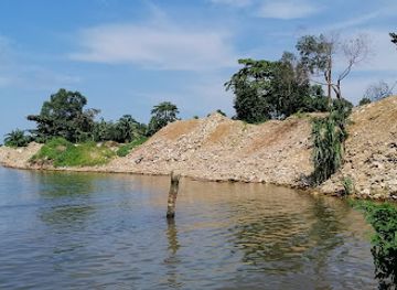 uganda/ssese-islands/bar/buganga-beach