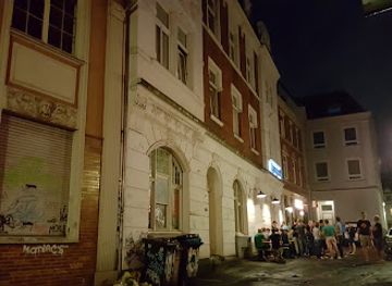 germany/lubeck/st-gertrud/bar/blauer-engel-lubeck