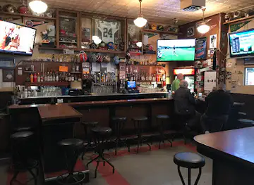 Red's Bar