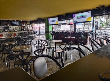 colombia/cali/bar/caf-bar-el-viejo-barril