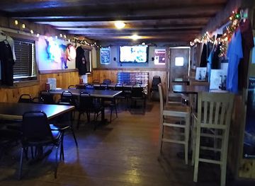 new-york/catskill-mountains/bar/prattsville-tavern