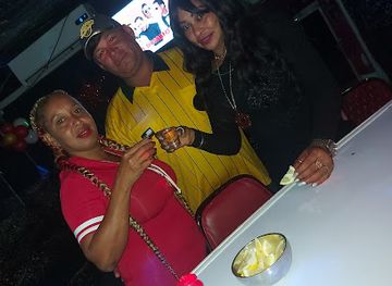 antigua-and-barbuda/st-john-s/bar/la-loba-bar