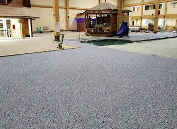 maine/mount-katahdin/bar/the-summit-sports-spirits