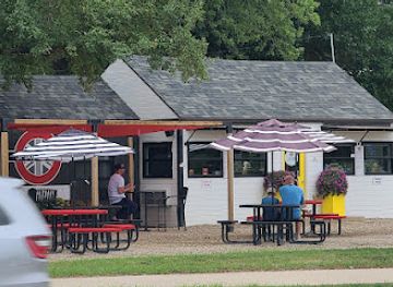 iowa/lake-okoboji/bar/the-common-tasting-room