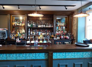 jersey/portelet-bay/bar/the-old-court-house