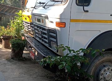 bhutan/dagana-district/bar/sonam-restaurant-and-cum-bar