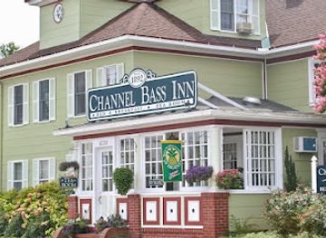 virginia/assateague-island-national-seashore/bar/channel-bass-inn-and-restaurant