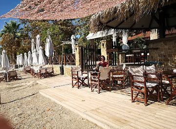 greece/macedonia/bar/u-beach-bar