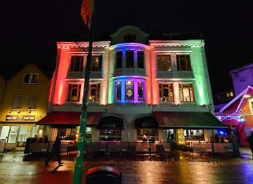 norway/tromso/sentrum/bar/solid