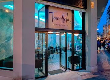 spain/madrid/bar/taranttela-gin-cocktail-room