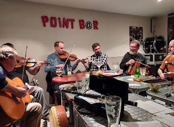 le point bar bain de bretagne