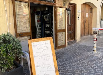 malta/marsaxlokk/bar/code-nine