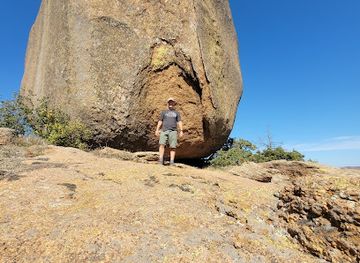 oklahoma/wichita-mountains-wildlife-refuge/bar/window-of-the-wichitas