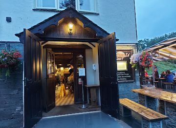 united-kingdom/lake-district-national-park/bar/wainwrights-inn