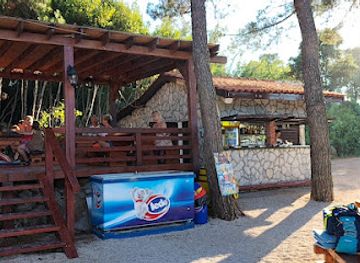 croatia/kvarner/bar/beach-bar-plav