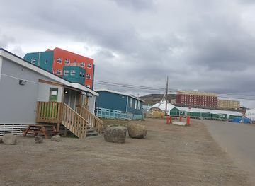 canada/nunavut/bar/hunter-s-market