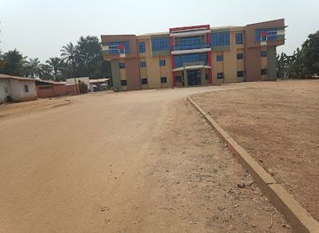 cameroon/bafia/bar/porte-jaune