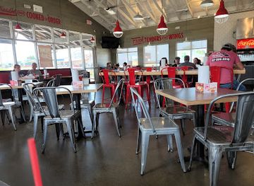 missouri/lebanon/bar/slim-chickens