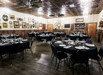 nebraska/indian-cave-state-park/bar/dusty-trail-cafe-steakhouse