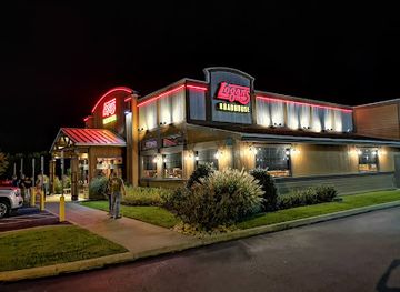 hawaii/maui/bar/logan-s-roadhouse