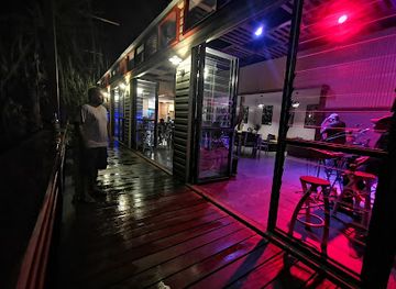 papua-new-guinea/kokoda-track/bar/akaka-bar-grill