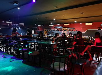 indonesia/surabaya/kenjeran/bar/breakshot