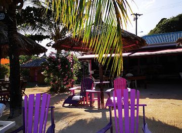 saint-vincent-and-the-grenadines/grenadines/bar/sparrow-s-beach-club