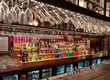 sweden/dalarna/bar/heymakers