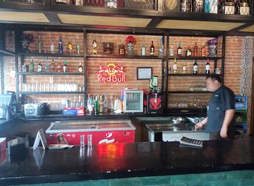 guatemala/northern-lowlands/bar/la-santa-restobar
